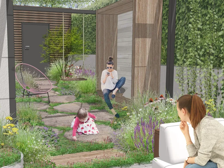 Small garden with family